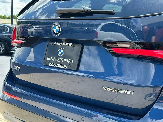 Certified Used 2025 Phytonic Blue Metallic BMW xDrive28i image 11