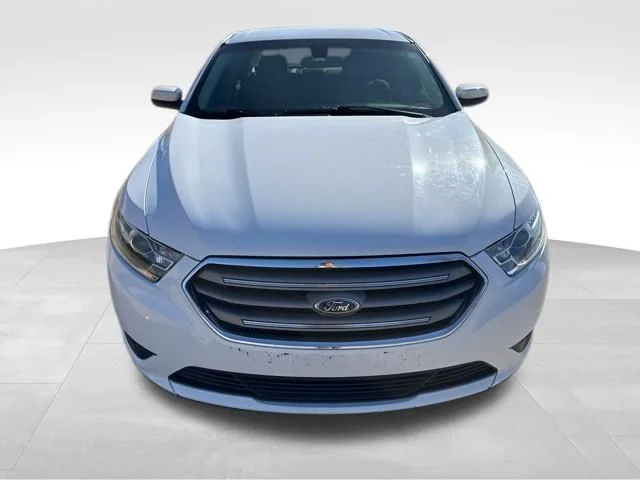 Used 2016 White Ford SEL image 8