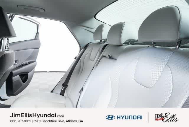 2025 Hyundai Elantra Limited - Photo 56