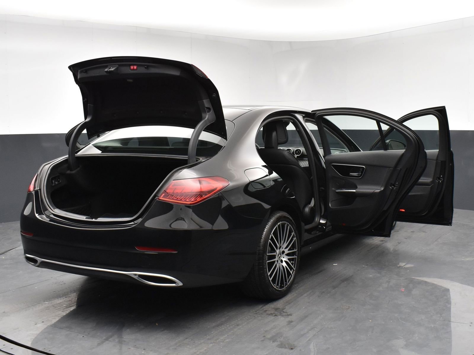Used 2023 Black Mercedes-Benz C 300 image 32