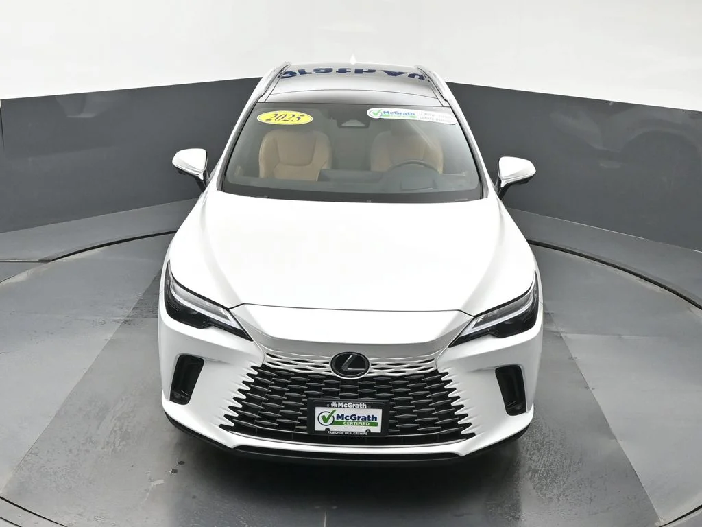 Used 2025 White Lexus 350 Premium Plus image 27