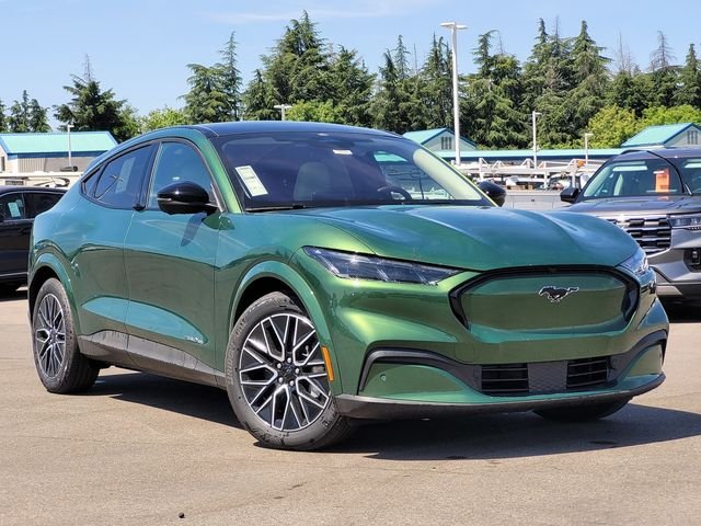 2026 Ford Mustang-Mach-e Premium's photo