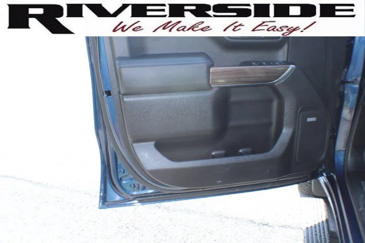 Used 2021 NORTHSKY BLUE METALLIC Chevrolet RST image 6