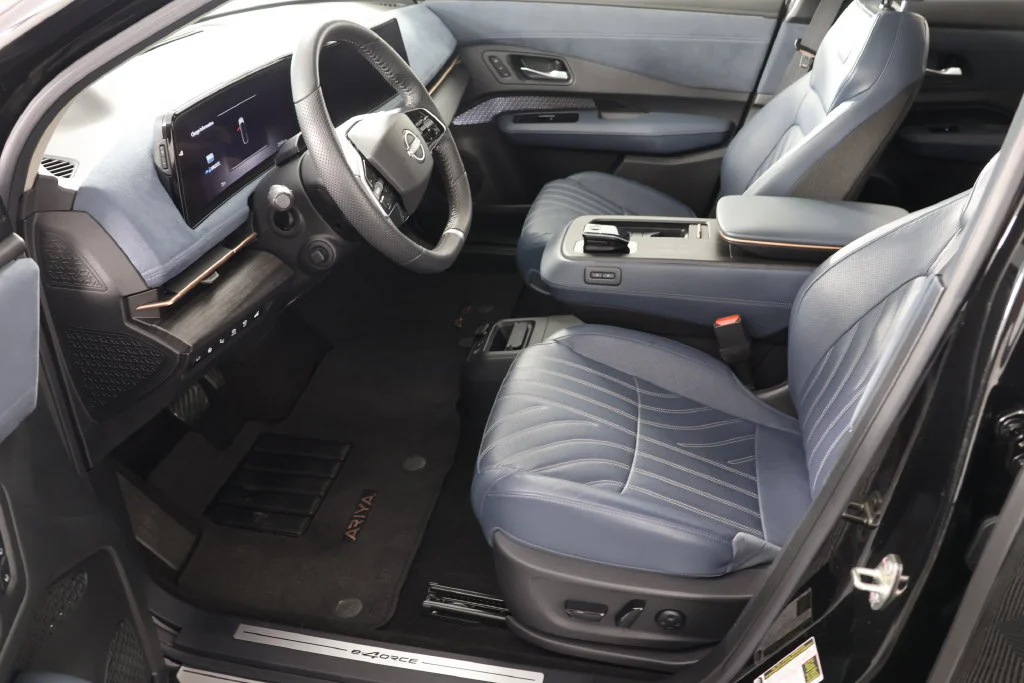 Used 2023 Black Diamond Pearl Nissan PLATINUM+ e-4ORCE image 19