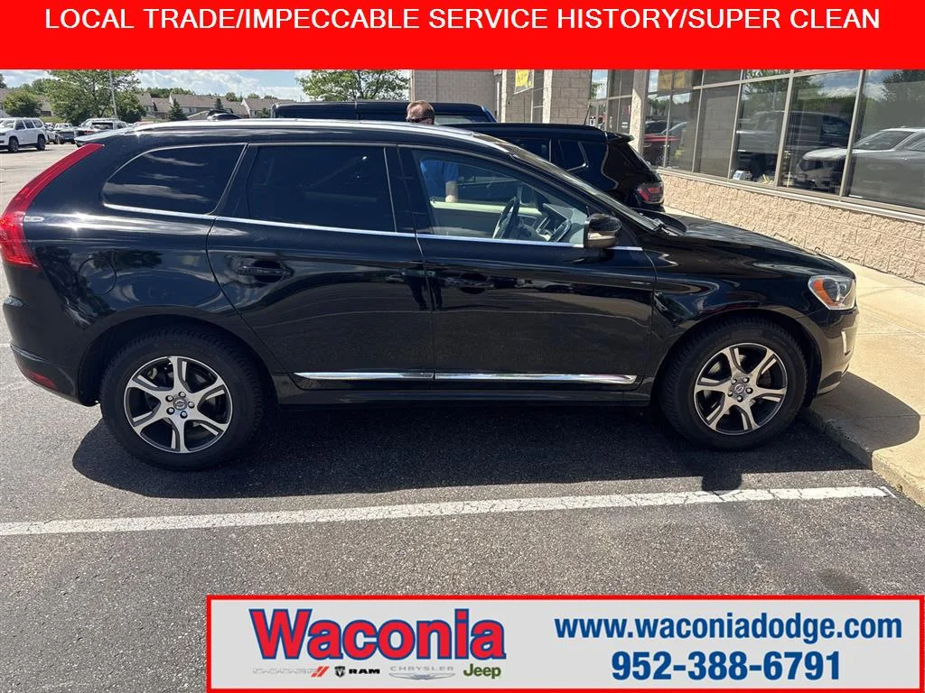 2015 Volvo XC60 T6 AWD Auto's photo