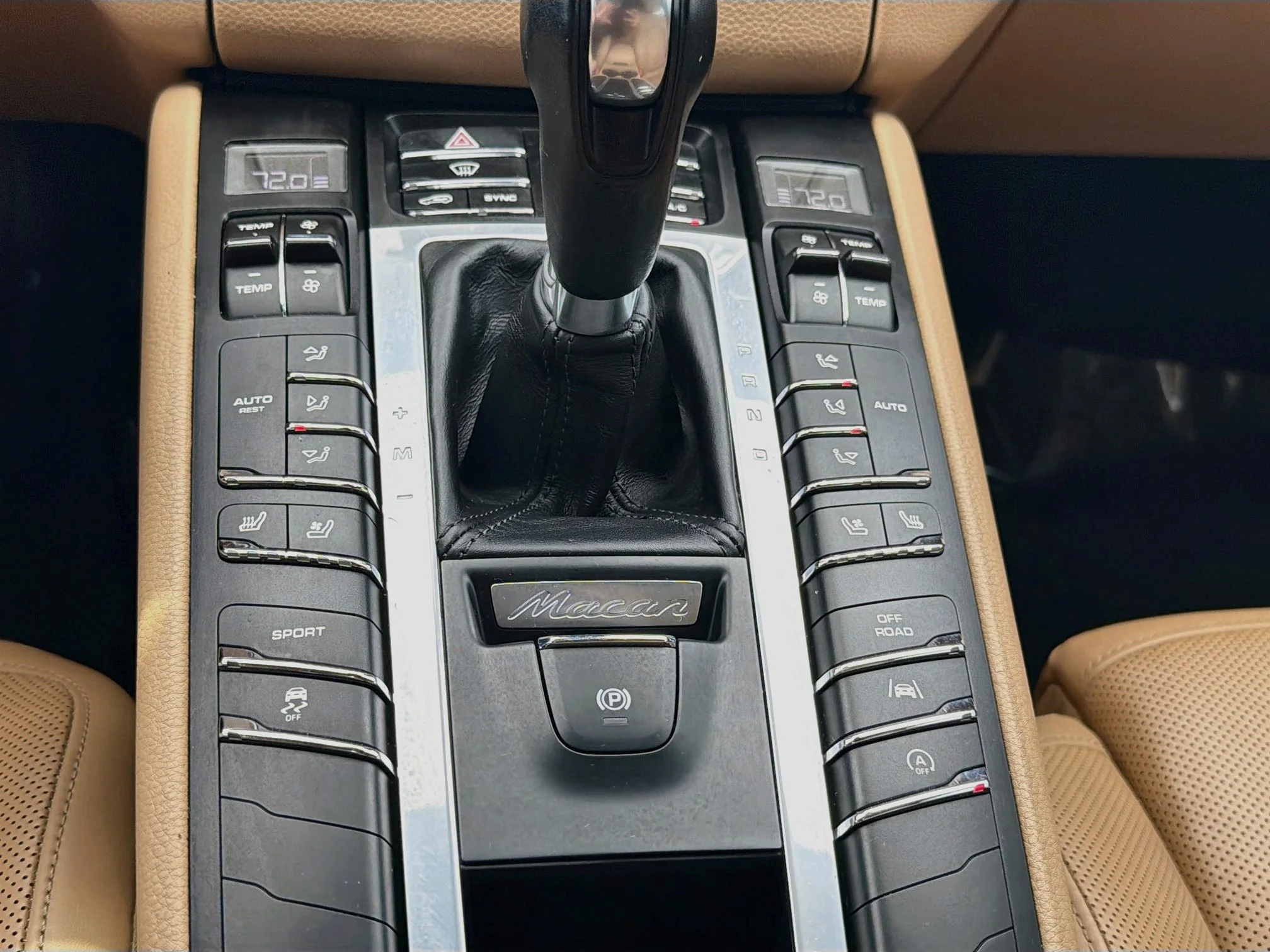 Used 2018 Mahogany Metallic Porsche S image 33