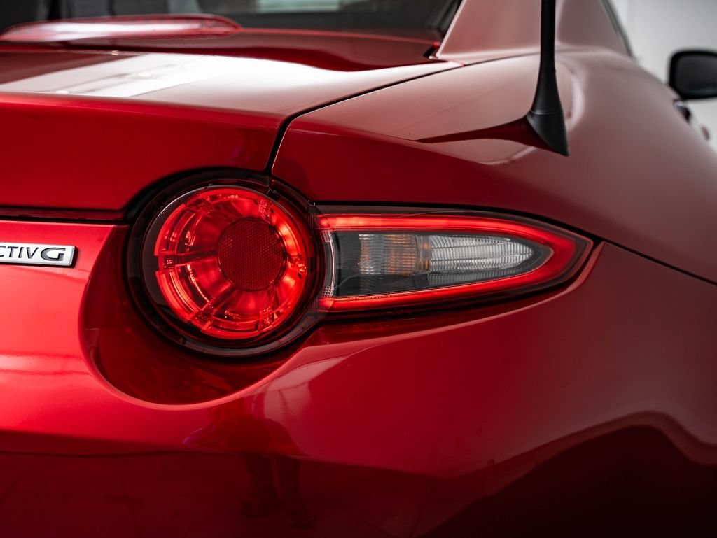 Used 2022 Soul Red Crystal Metallic Mazda Grand Touring image 9