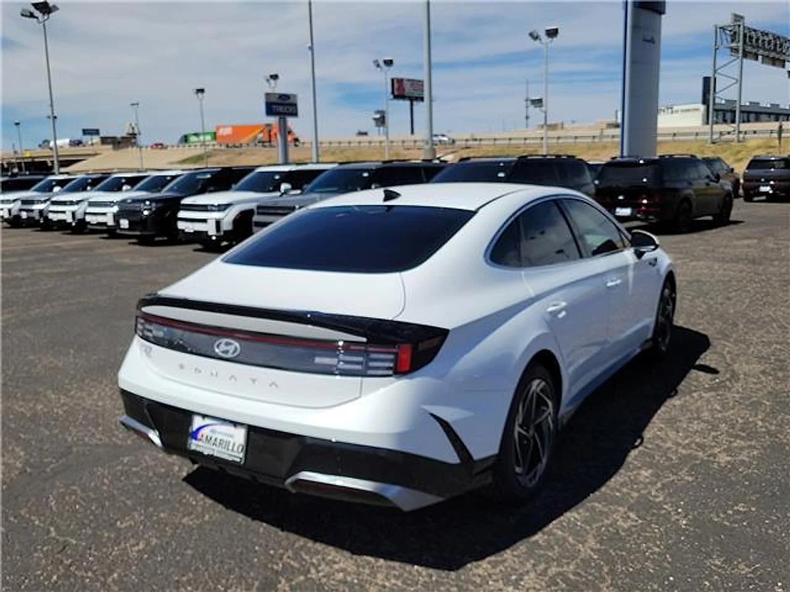 New 2026 White Hyundai SEL Sport image 4
