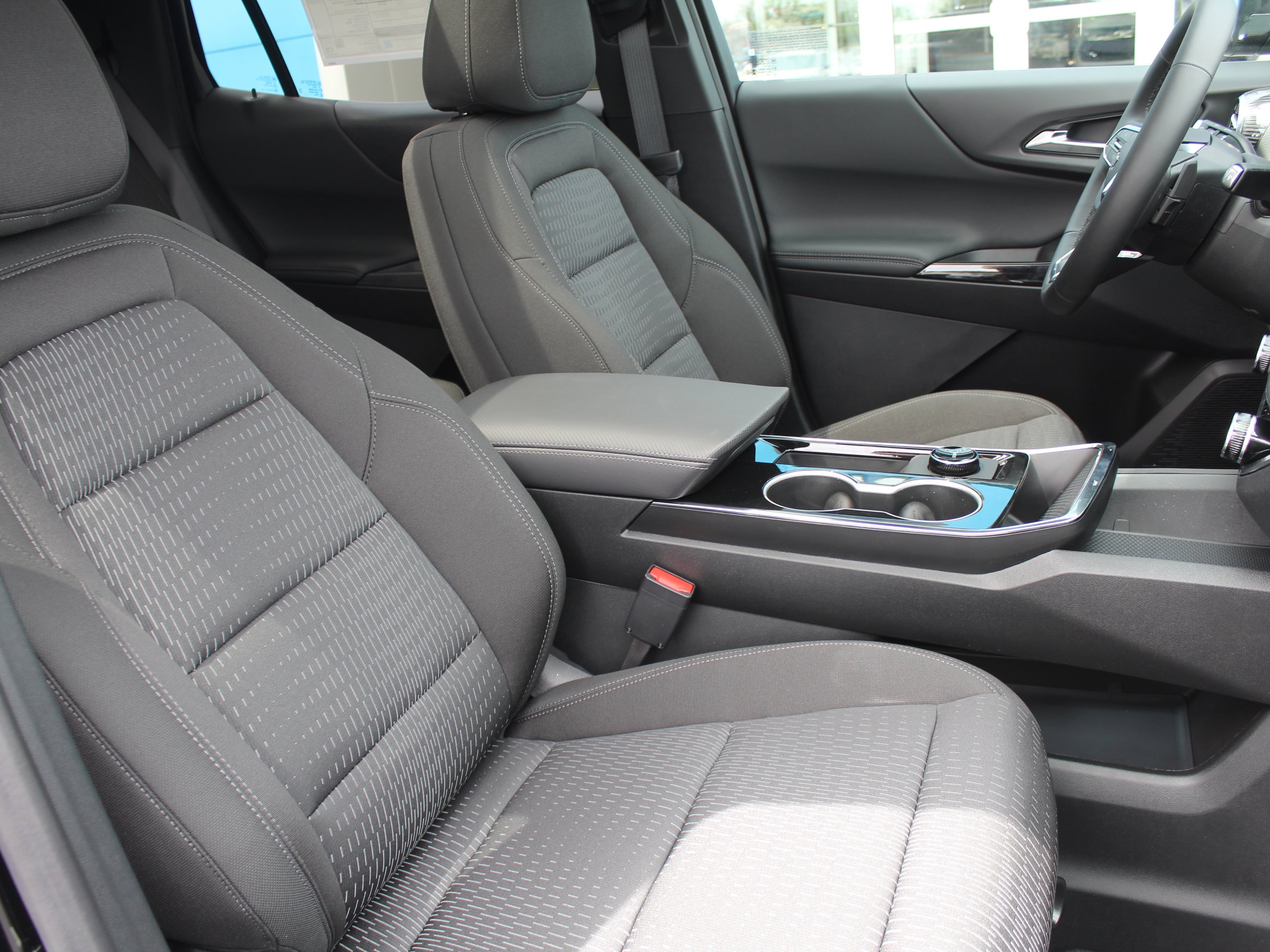 2026 Chevrolet Equinox LT - Photo 16