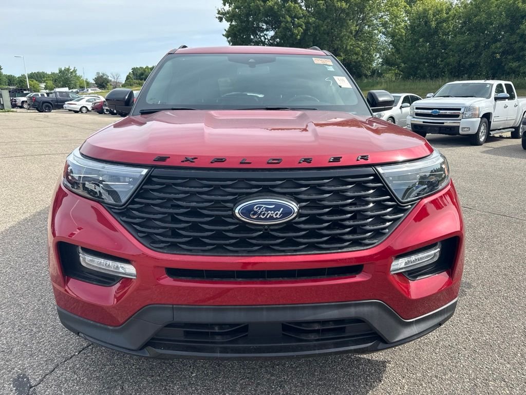 Used 2024 Ford Explorer ST Line with VIN 1FMSK8KH1RGA11982 for sale in Rochester, Minnesota