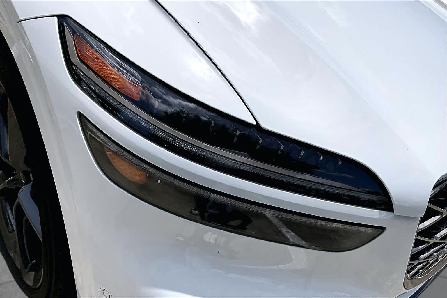 Certified Used 2026 Alta White Genesis 2.5T Sport Prestige image 27