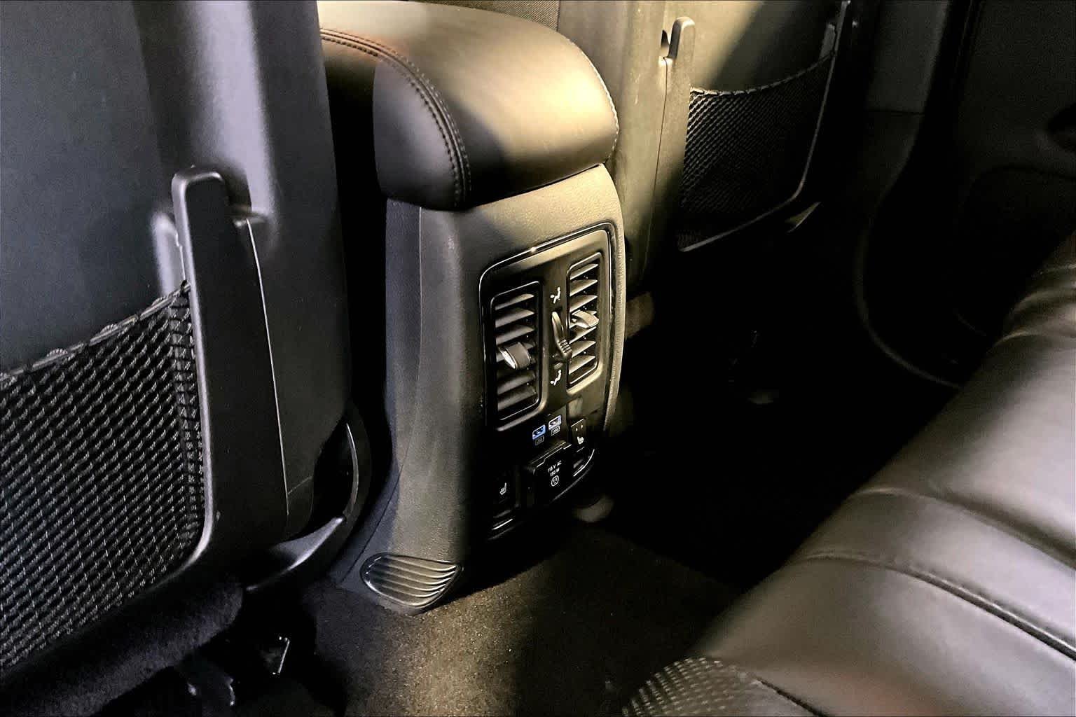 Used 2019 Bright White Clear Coat Jeep Limited image 35