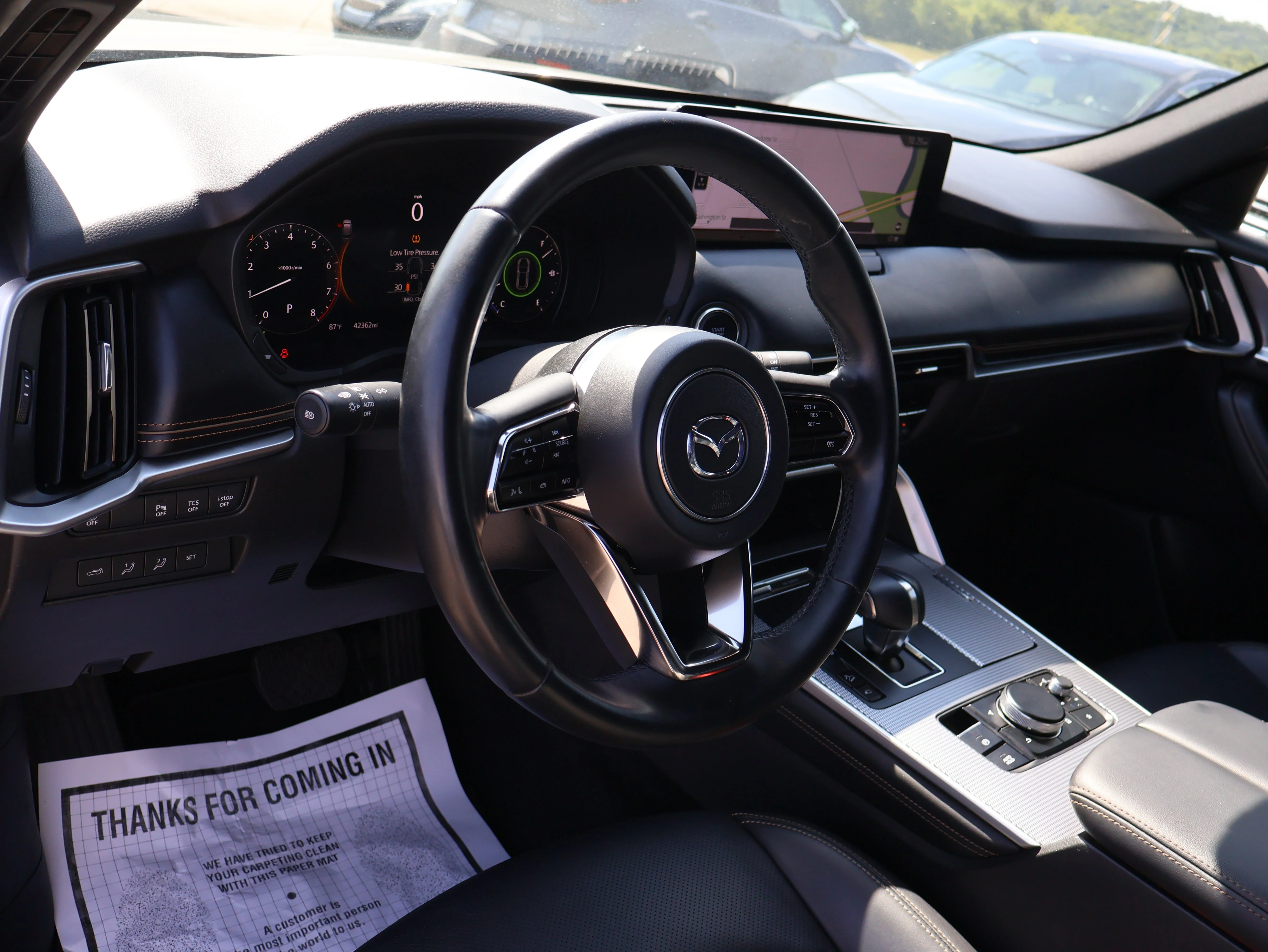 Used 2024 Platinum Quartz Mazda 3.3 Turbo Premium Plus image 32