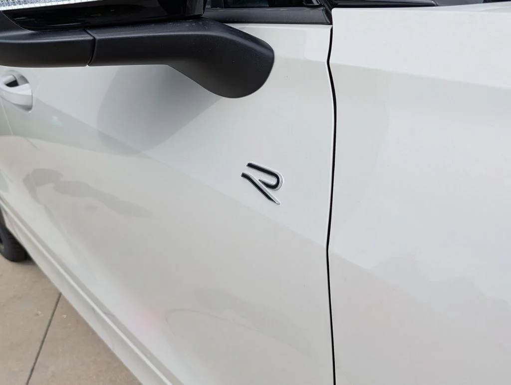 New 2026 Beige/tan Volkswagen 2.0T SE R-Line Black image 3