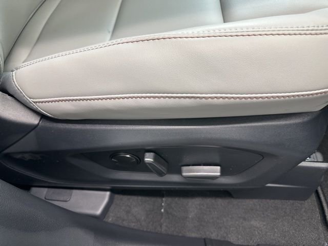 New 2026 Vapor Blue Metallic Ford Active image 40