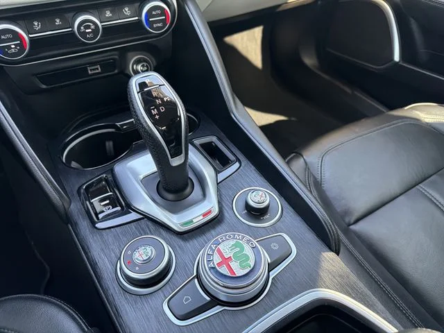 Used 2021 Blue Alfa Romeo Sprint image 23