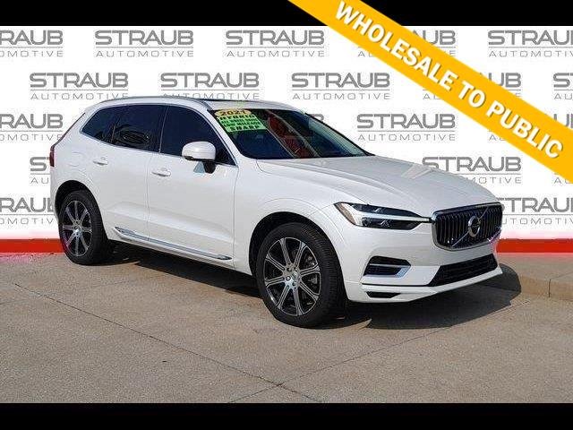 Used 2021 Crystal White Metallic Volvo Inscription image 1