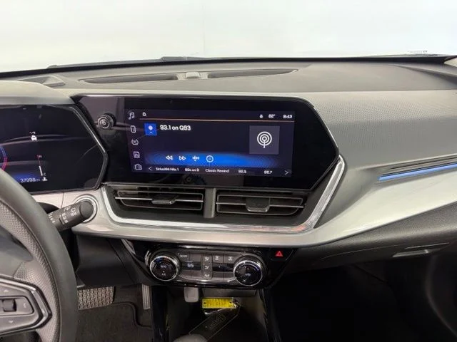 Used 2024 White Chevrolet LT image 20