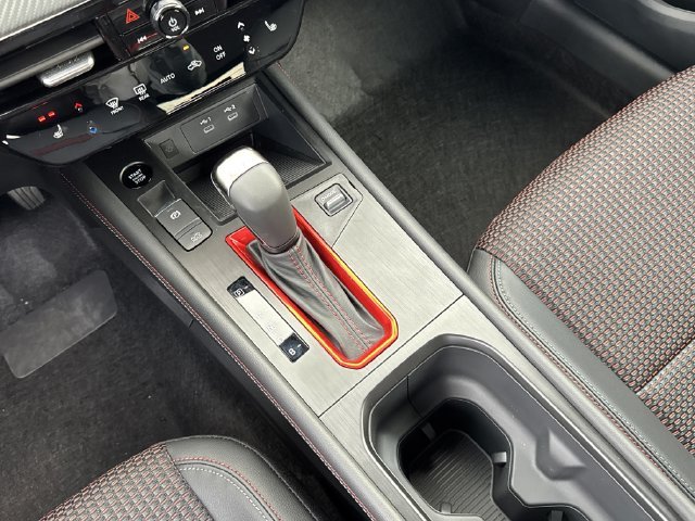 2026 Nissan KICKS SR AWD - Photo 18