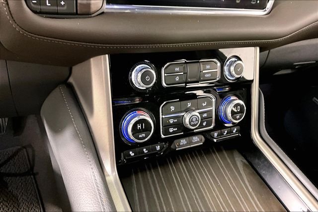Used 2024 Black GMC Denali image 12