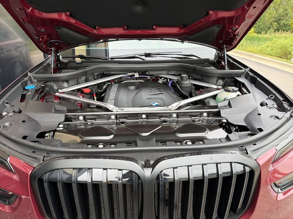 New 2027 Indianapolis Red Metallic BMW xDrive40i image 23