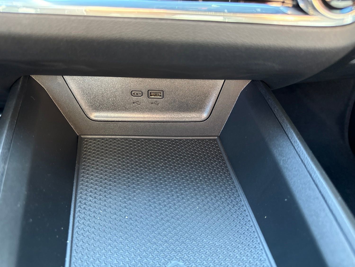 New 2026 Polar White Tricoat Chevrolet RS with Panoramic Sunroof - Safety and Technology Package image 23