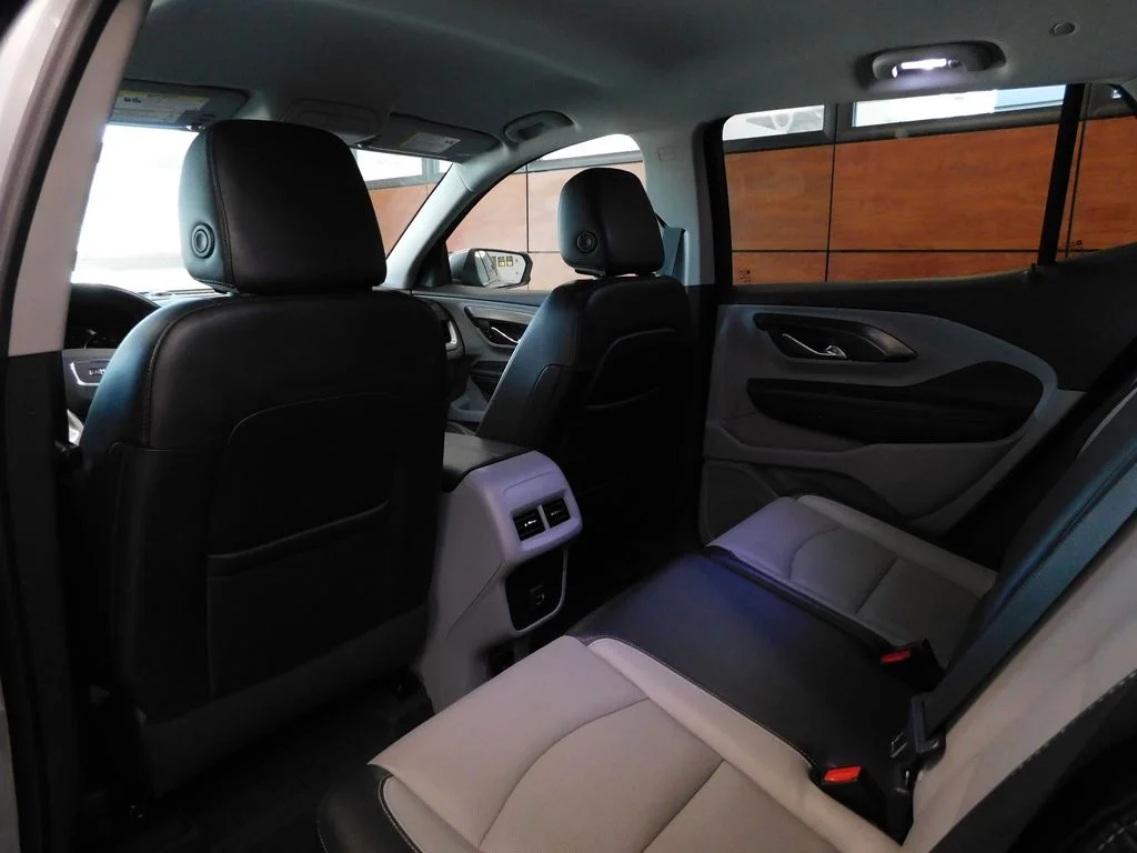 Used 2023 Sterling GMC SLT image 38