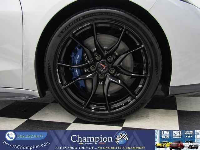 New 2027 Blade Silver Metallic Chevrolet 3LT image 4