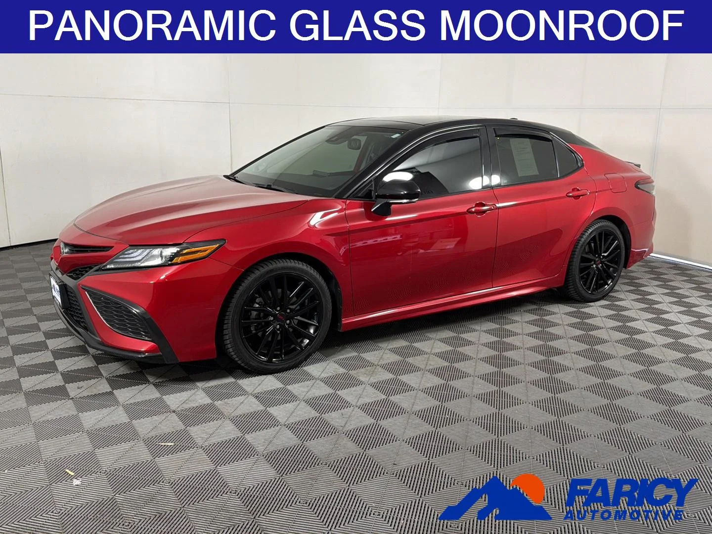 Used 2022 Supersonic Red w/Midnight Black Metallic Roof Toyota XSE image 1