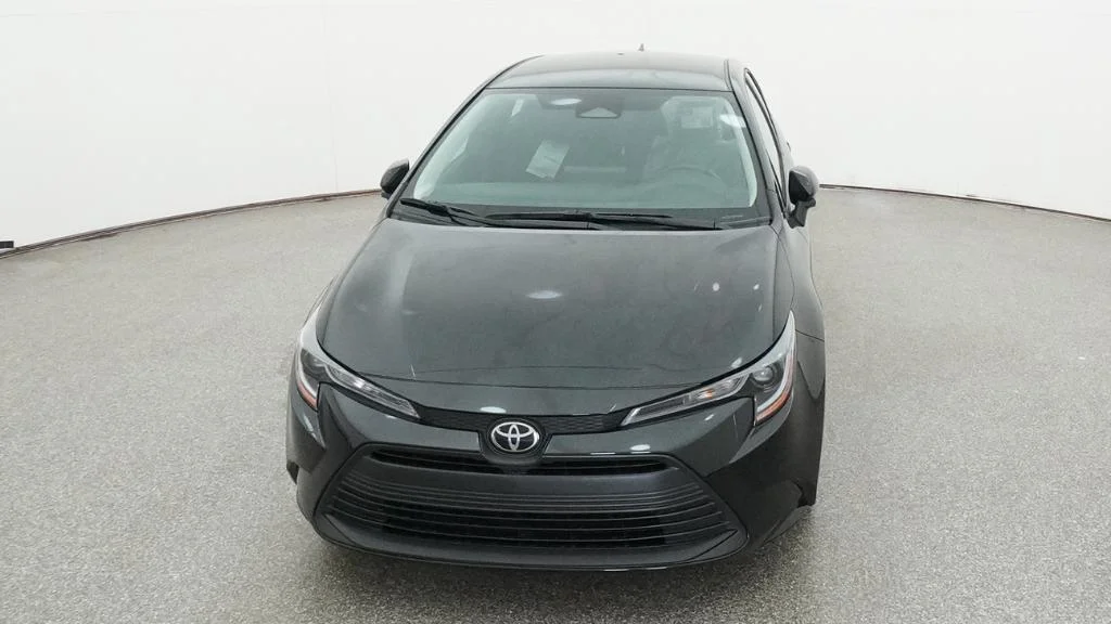 New 2026 Midnight Black Metallic Toyota LE image 15