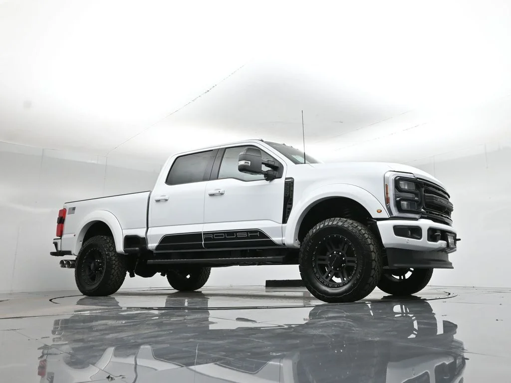 New 2026 Oxford White Ford Lariat image 8