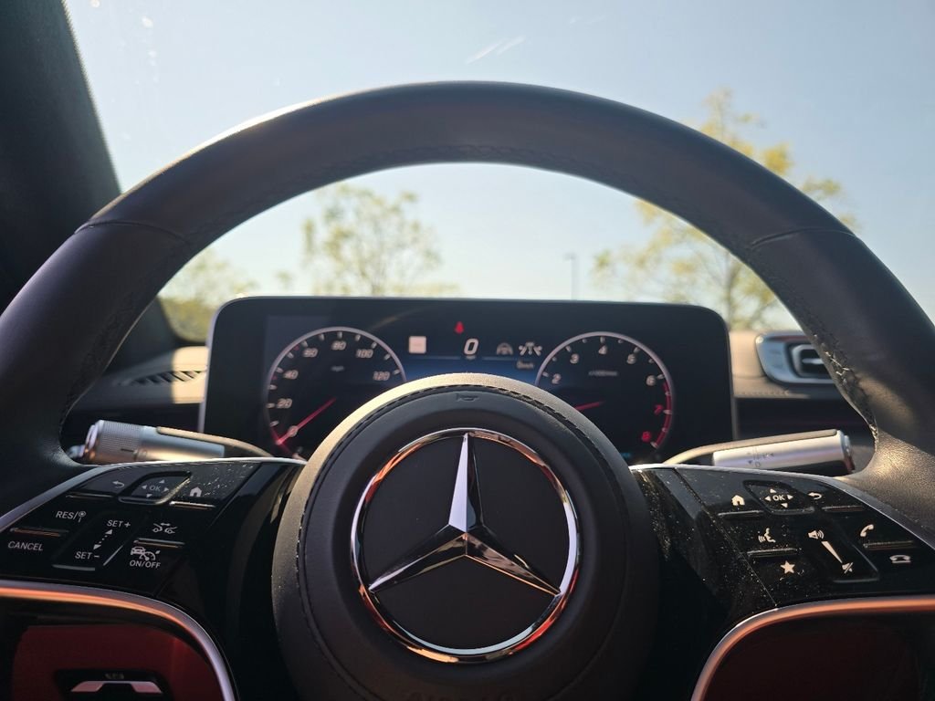 Certified Used 2022 MANUFAKTUR Diamond White Mercedes-Benz S 580 image 29