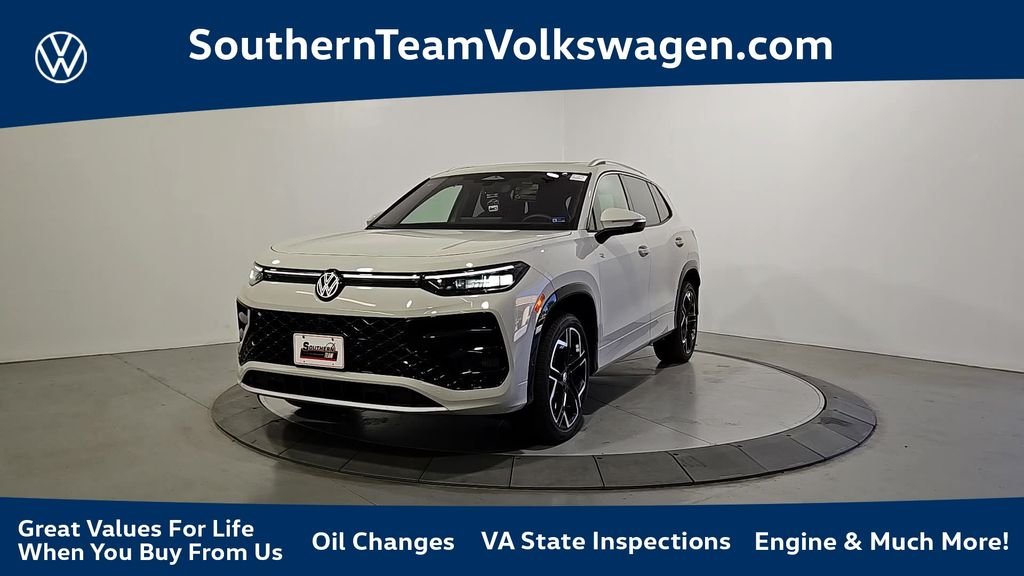 2026 Volkswagen Tiguan 2.0T SEL R-Line Turbo 4Motion's photo