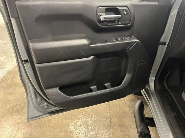 Used 2025 Gray Chevrolet Custom image 25