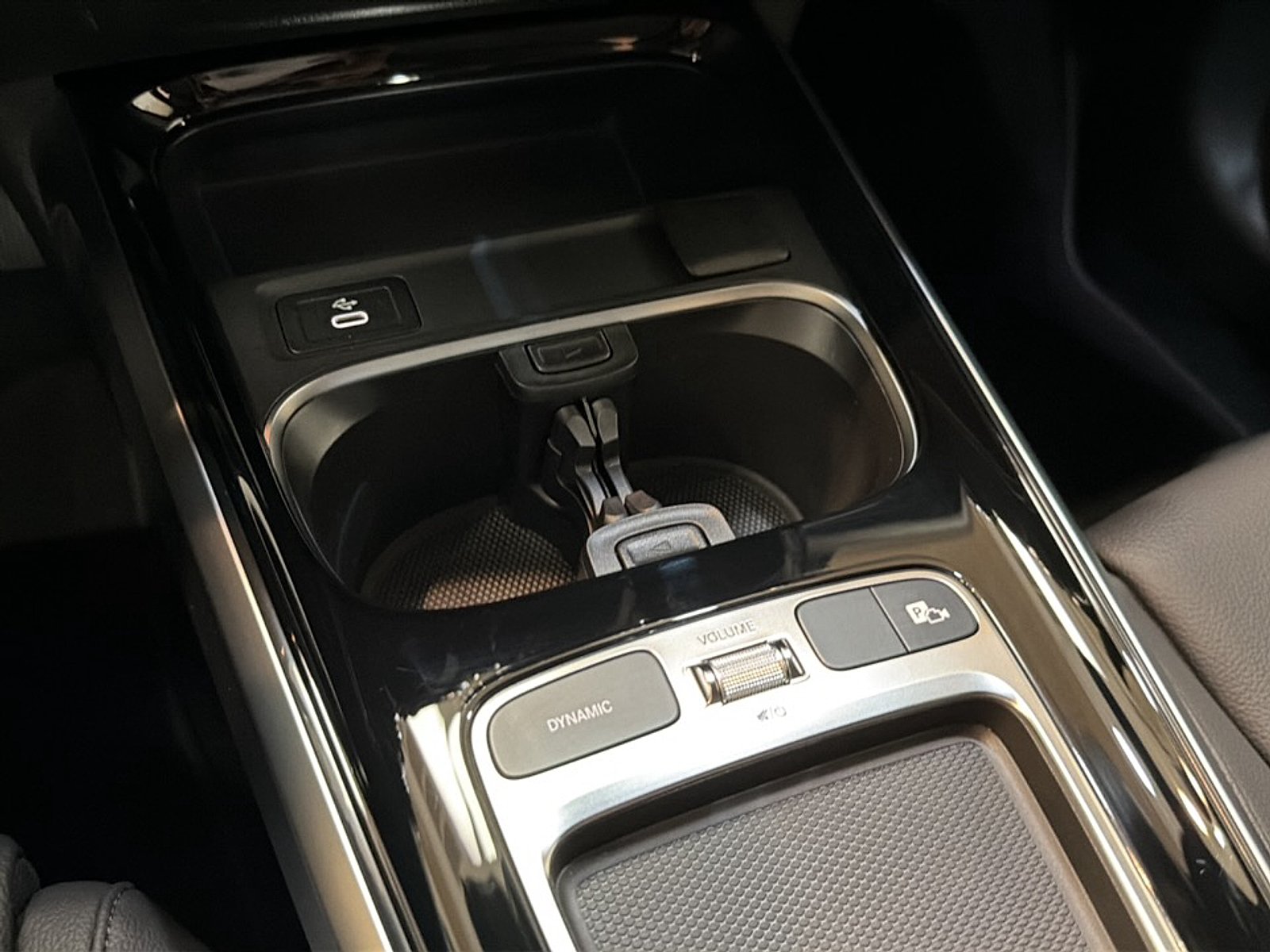 Used 2026 Cirrus Silver Metallic Mercedes-Benz  image 18