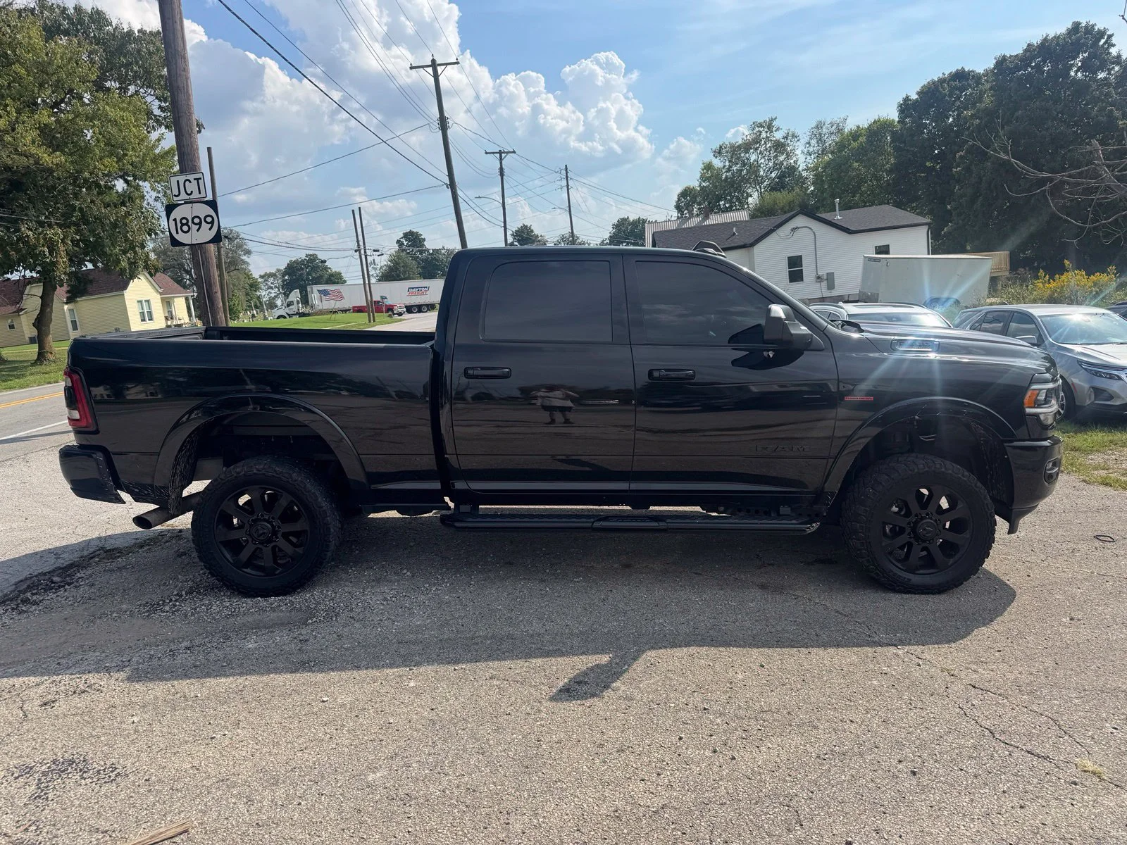 Used 2022 Black Ram Laramie image 7