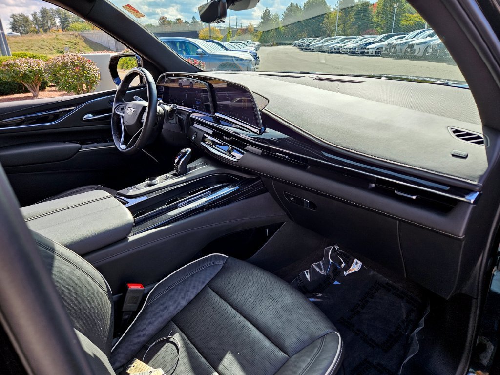 2023 Cadillac Escalade Sport - Photo 12