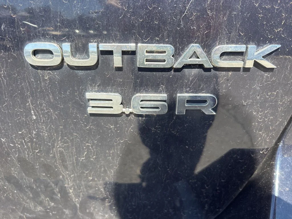 Used 2012 Deep Indigo Pearl Subaru 3.6R image 8