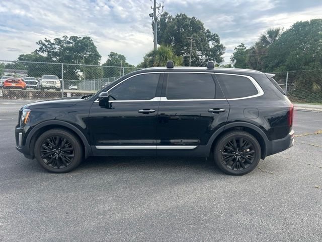 Used 2022 Black Kia SX image 2