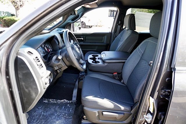 New 2026 Granite Crystal Metallic Clear-Coat Exterior Paint RAM Tradesman image 19