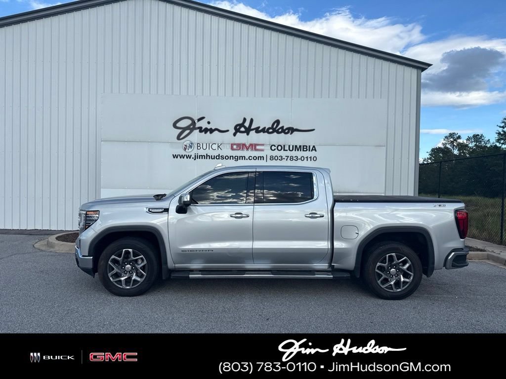 Used 2022 QUICKSILVER METALLIC GMC SLT image 2