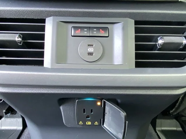 2025 Ford F-150 Lariat - Photo 22