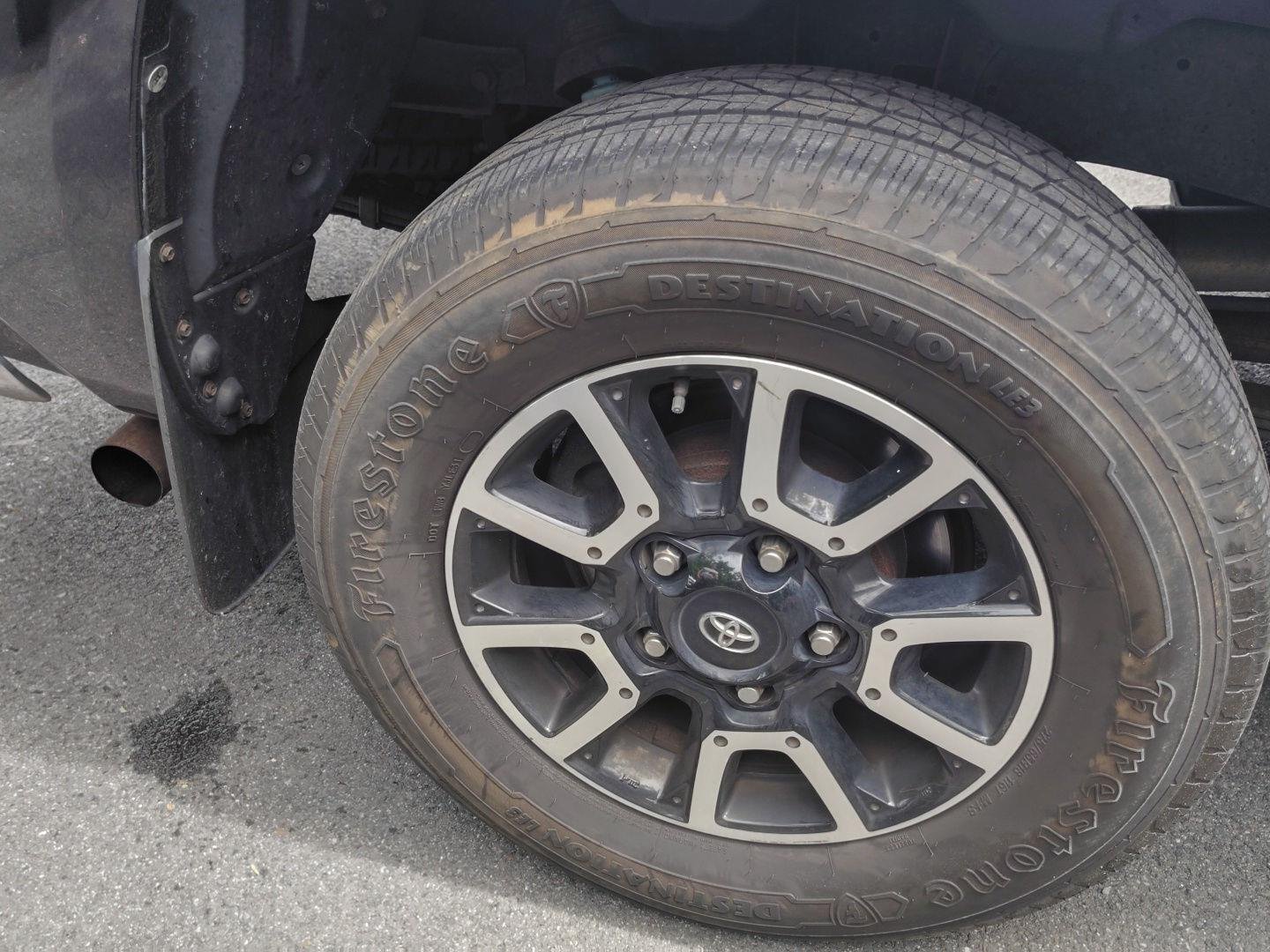 Used 2015 Attitude Black Metallic Toyota LTD image 10