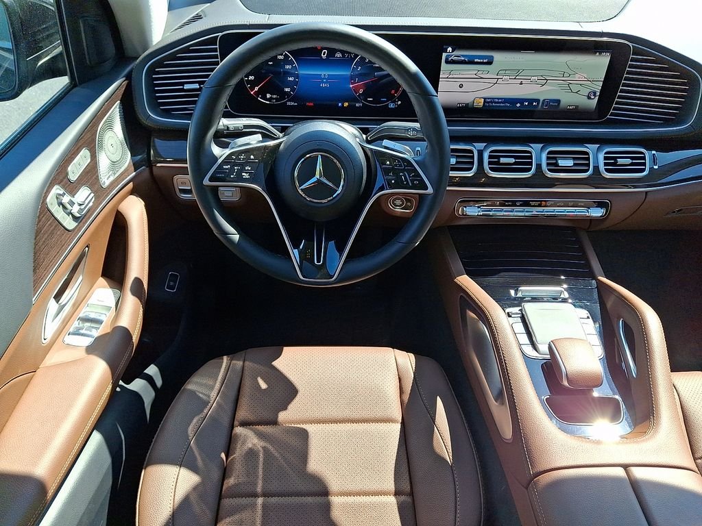 Certified Used 2026 Black Mercedes-Benz GLE 450 image 11