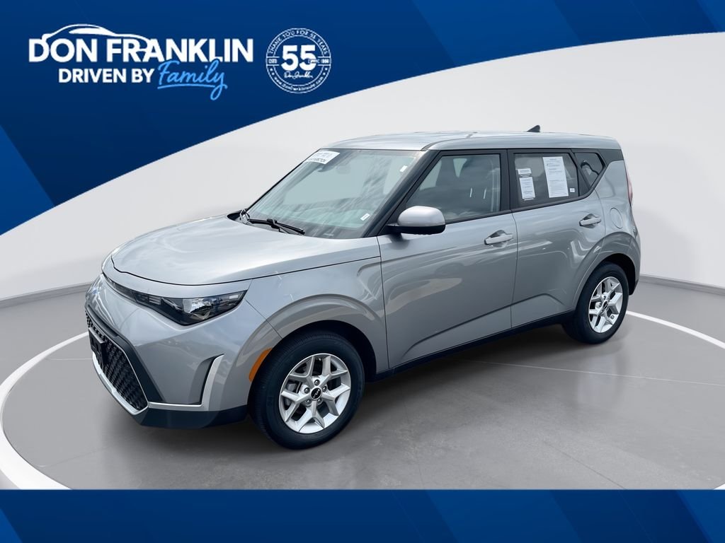 2025 Kia Soul 2.0L LX IVT's photo