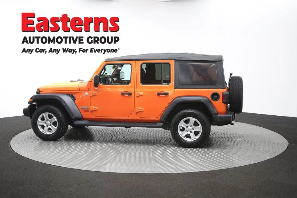 Used 2018 Orange Jeep Unlimited Sport S image 59