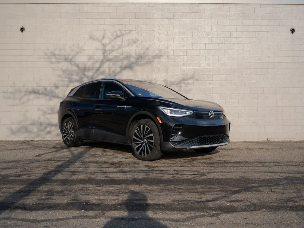 Used 2023 Black Volkswagen Pro S Plus image 9