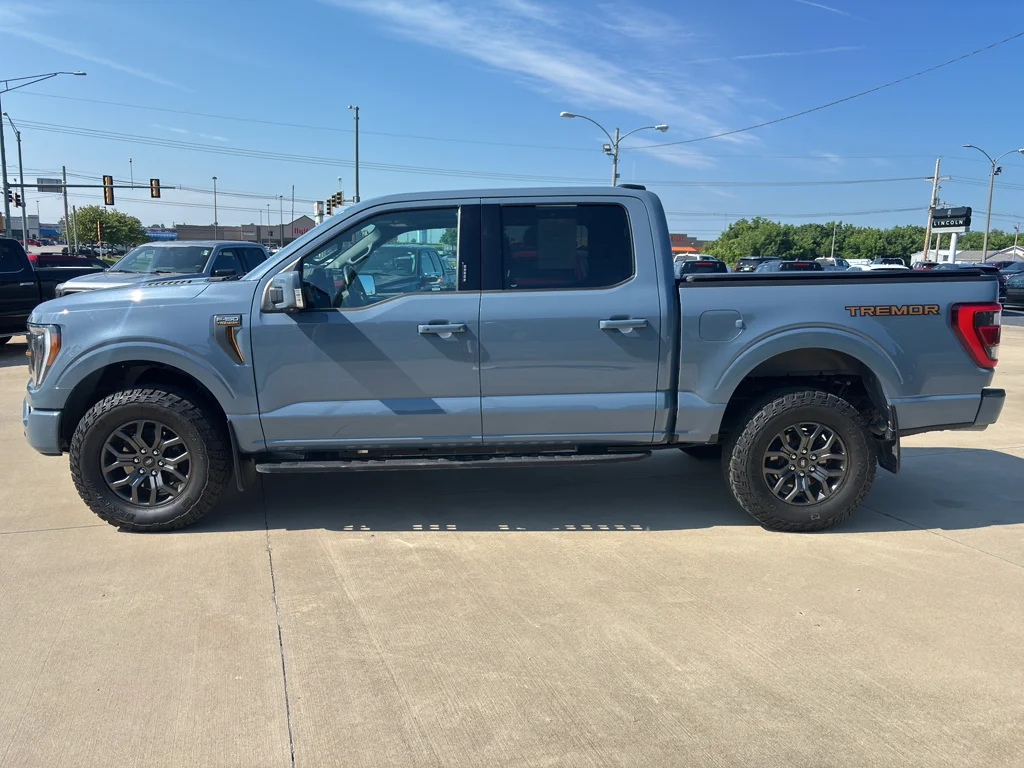 Used 2023 Azure Gray Metallic Ford Tremor image 7