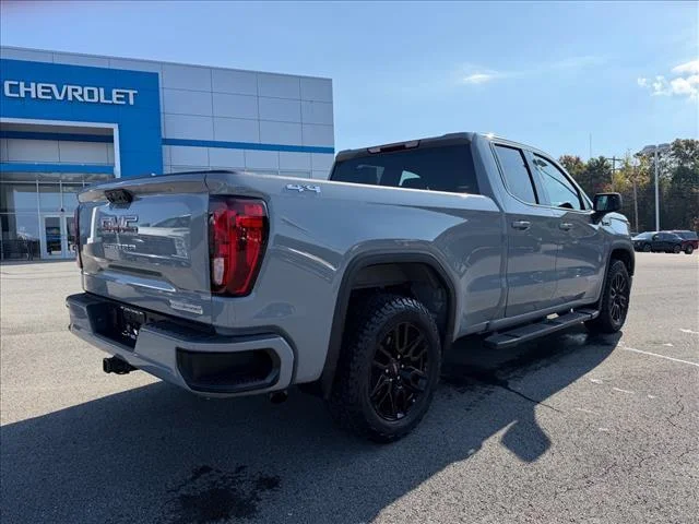 Used 2024  GMC ELEVATION image 5
