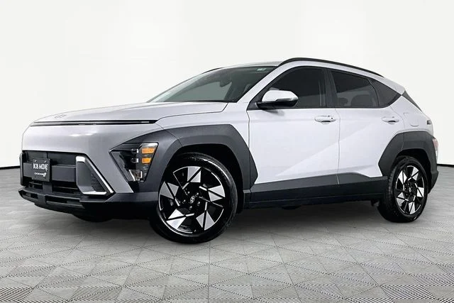Used 2025 Gray Hyundai SEL image 1